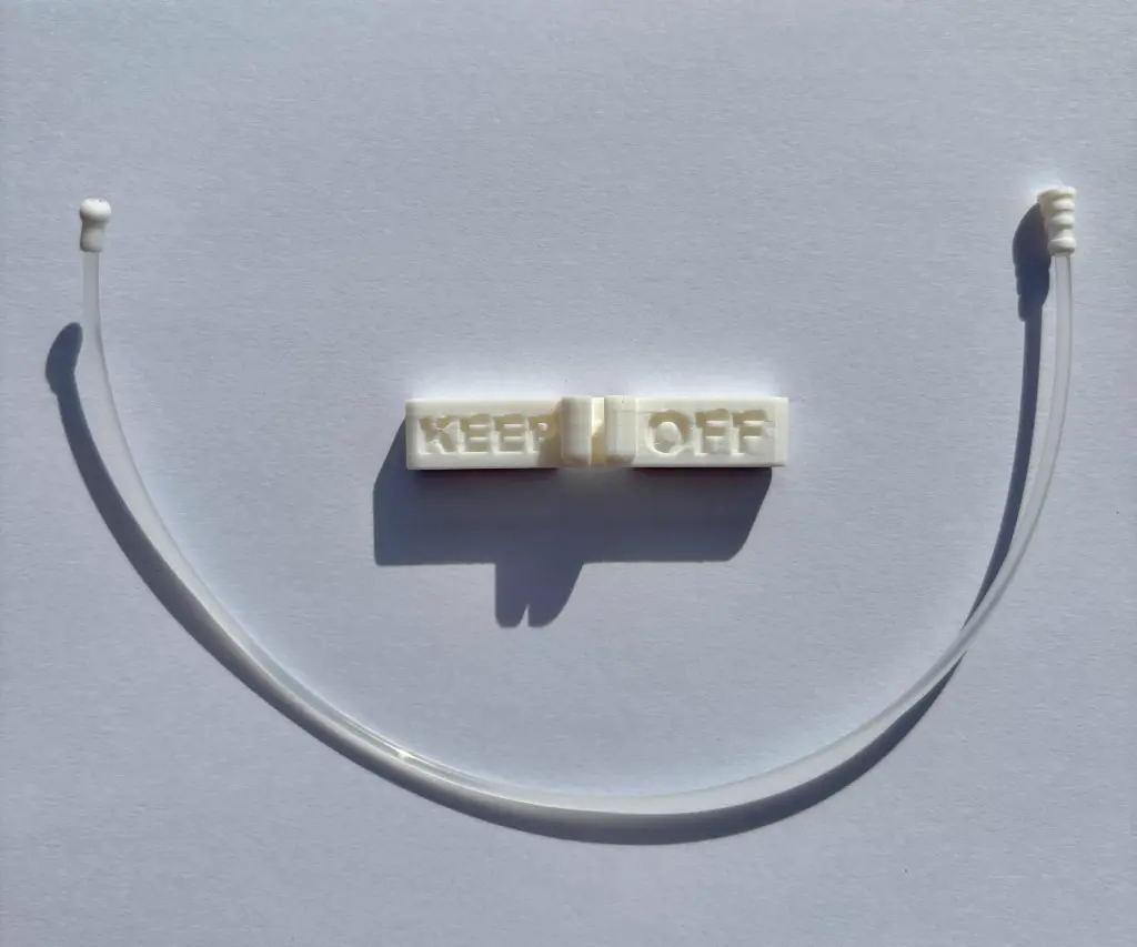 KEEP OFF  (BLANC)